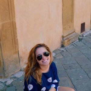 Meet your Posher, Caroline